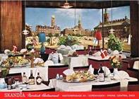 Ein Bild, das Essen, Tisch, Dekoration, Buffet enthält.

Automatisch generierte Beschreibung